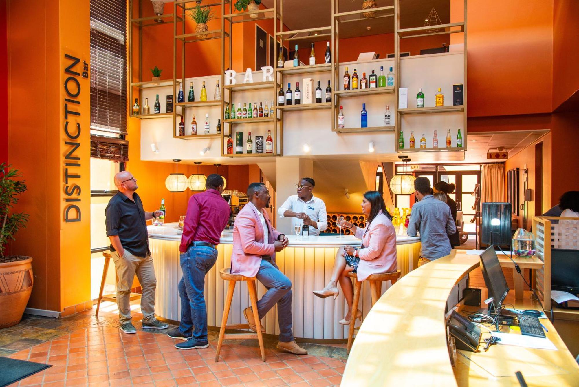 Illovo Hotel Johannesburg Bagian luar foto